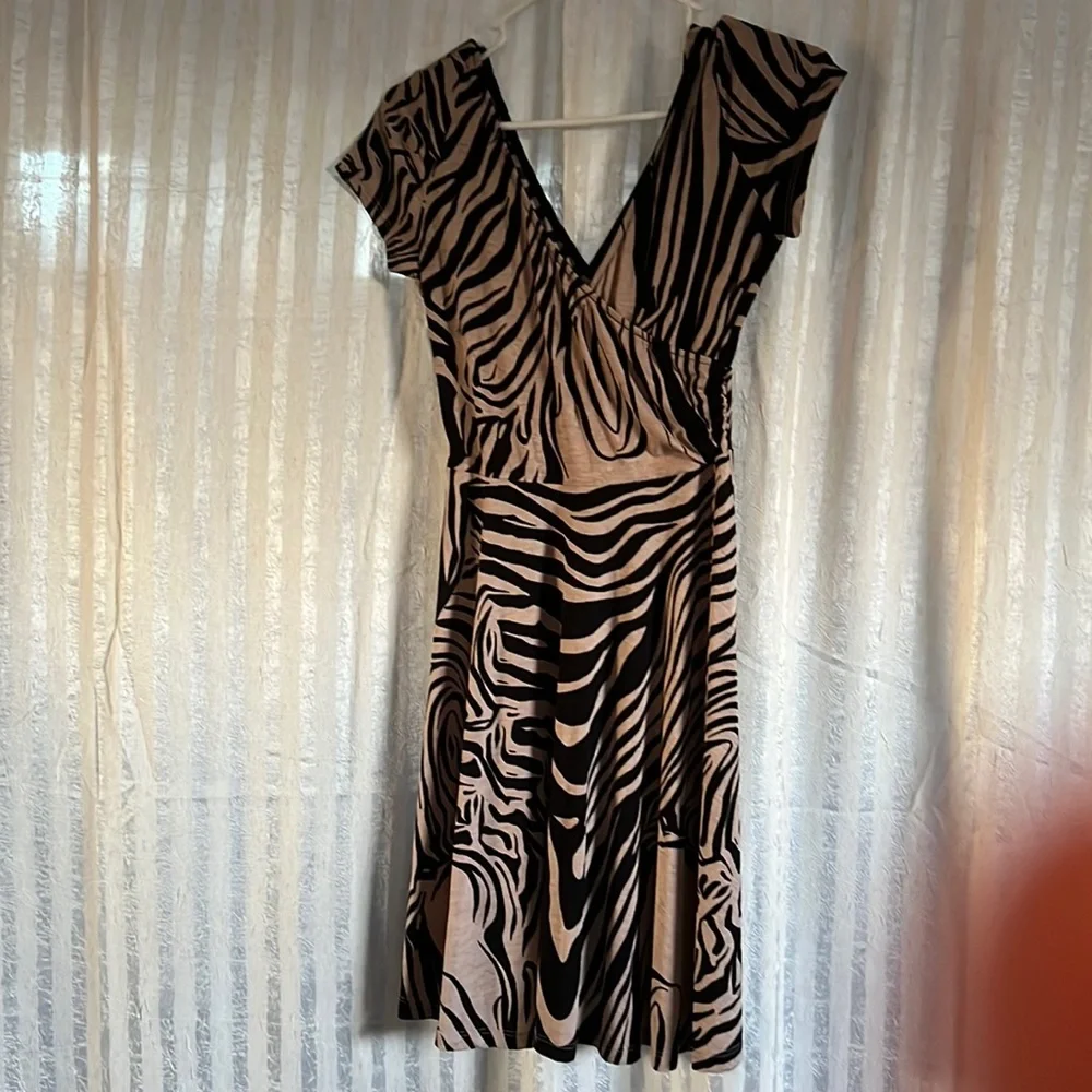 Dress - Picture 1 of 2